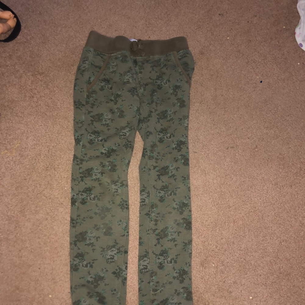 Green jeggings